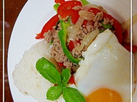 暑い夏には！！タイ料理☆ガパオ
